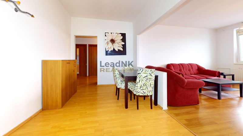 7-Budatinska-Living-Room 2.jpg
